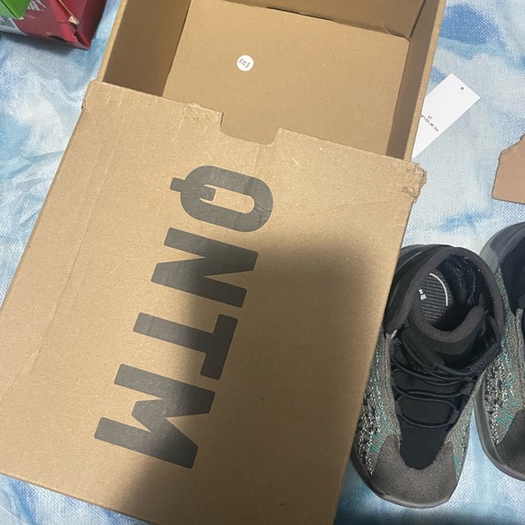 Yeezy QNTM TODDLER - Picture 4 of 4